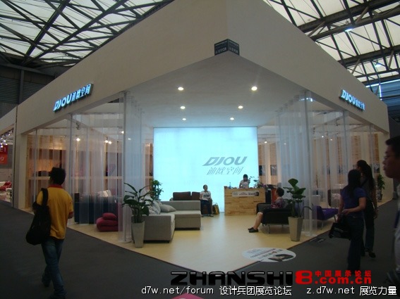 2324581diswlrqw12lznqr.jpg